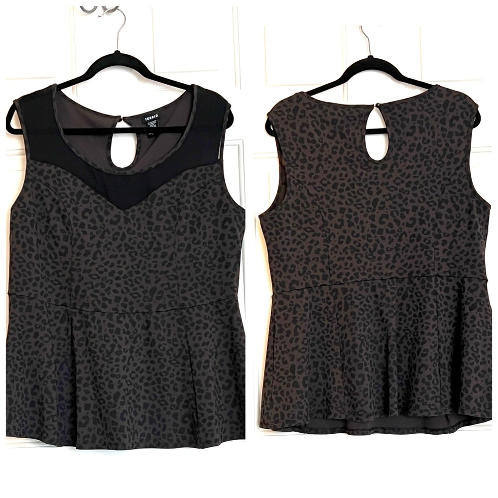 Torrid Gray/Black Leopard Peplum Blouse (NWOT)